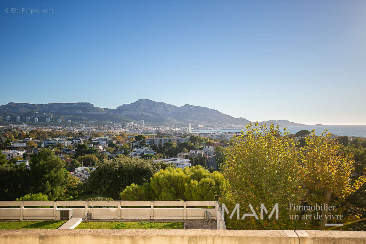 Appartement à MARSEILLE-8E