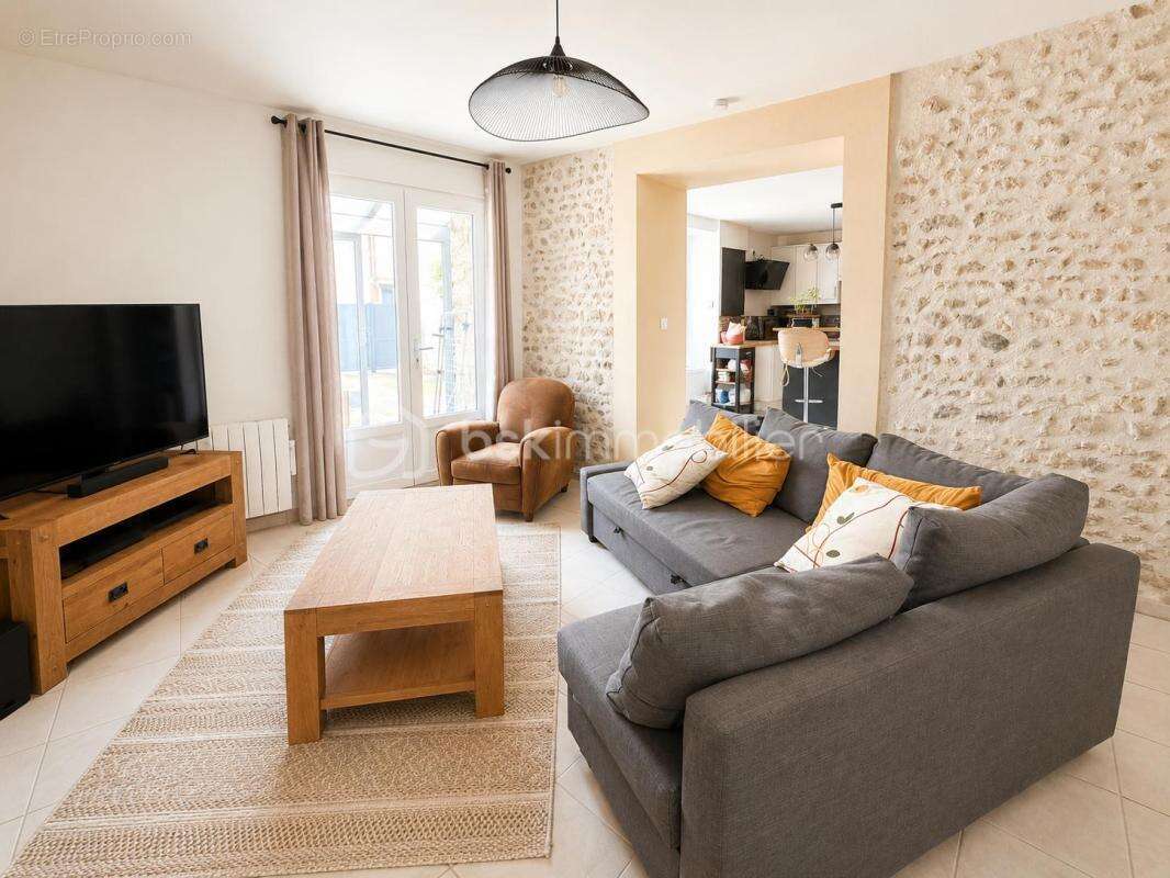 Charmante maison en pierre 3 chambres avec suite parentale à Pannecières - photo 7