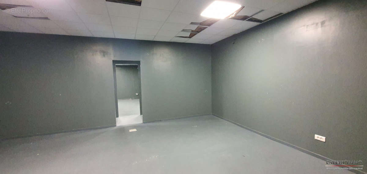 Commerce à LA SEYNE-SUR-MER