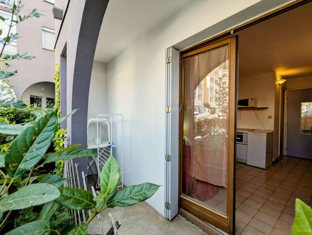 Appartement à LAMALOU-LES-BAINS