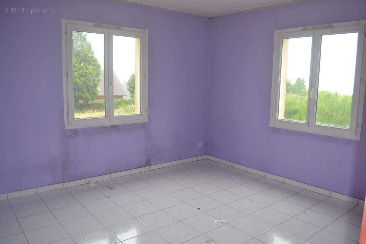 Maison à BUSSIERE-GALANT