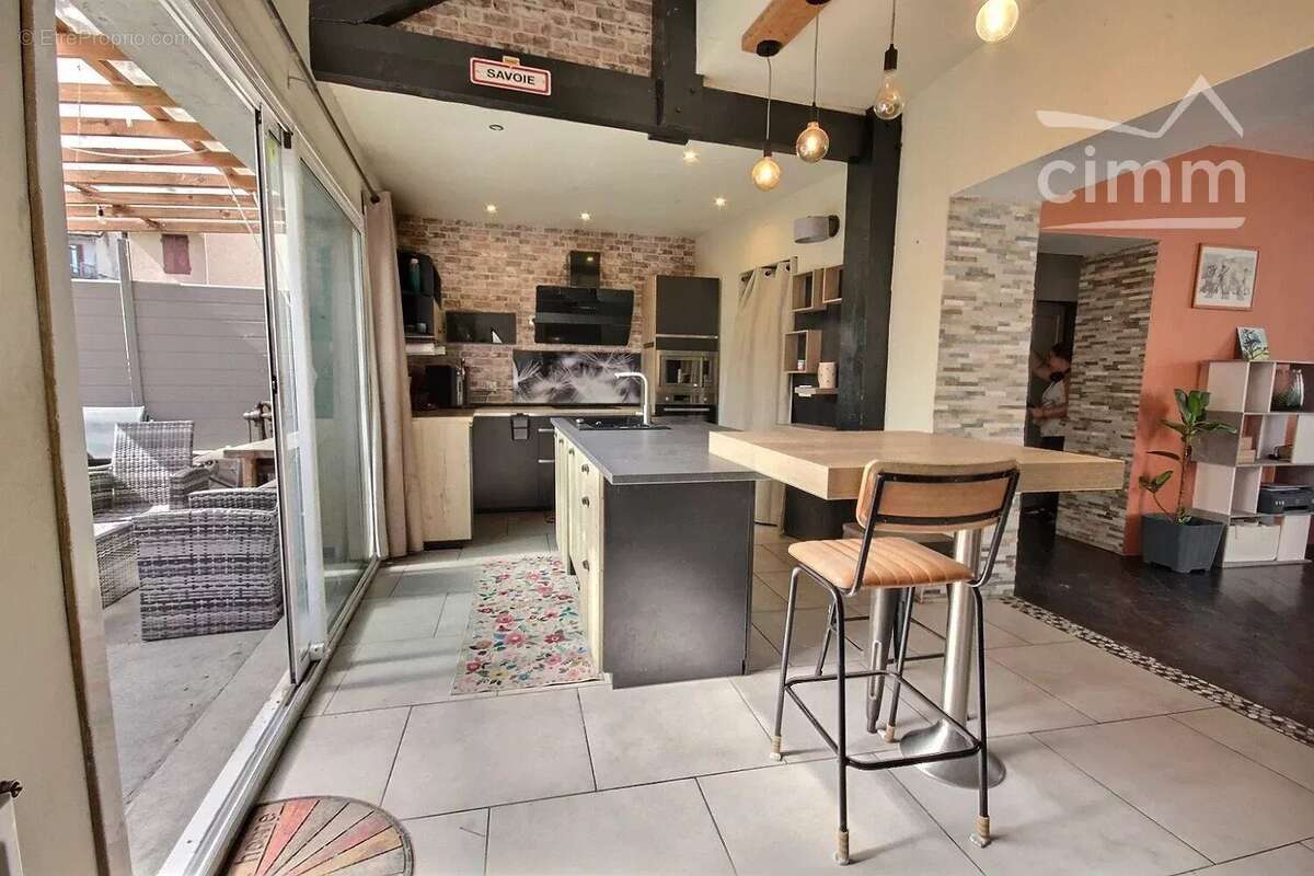 Maison à LA ROCHETTE