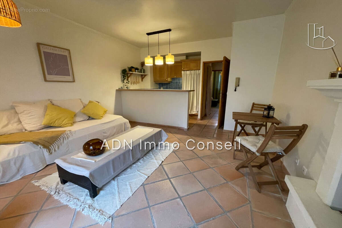 Appartement à MALLEMORT