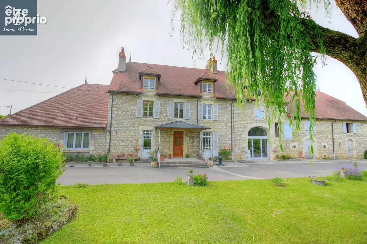 A VENDRE Proche COUSANCE : Magnifique Propriété 11 pièces 350 m2 - photo 30
