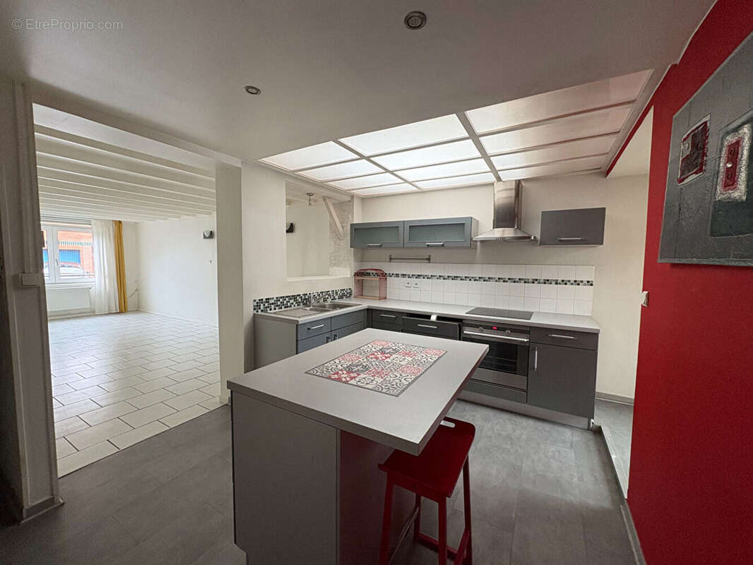 Maison à CROIX