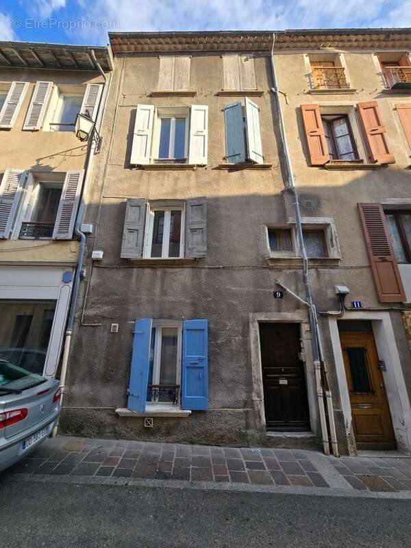 Appartement à VEYNES