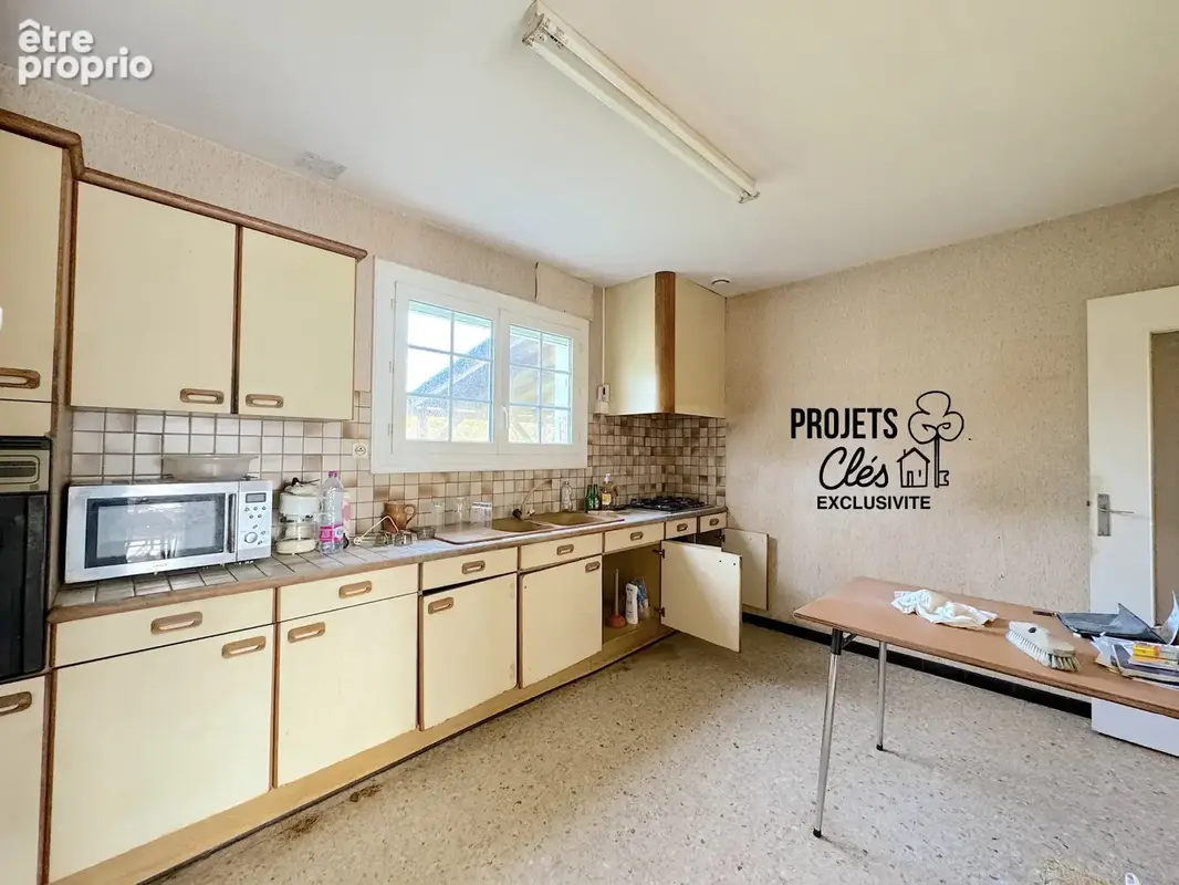 Maison à rénover, 2 chambres - proximité des commerces et services - photo 4