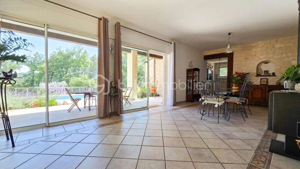 Villa de PLAIN-PIED avec piscine au coeur de la nature - photo 6