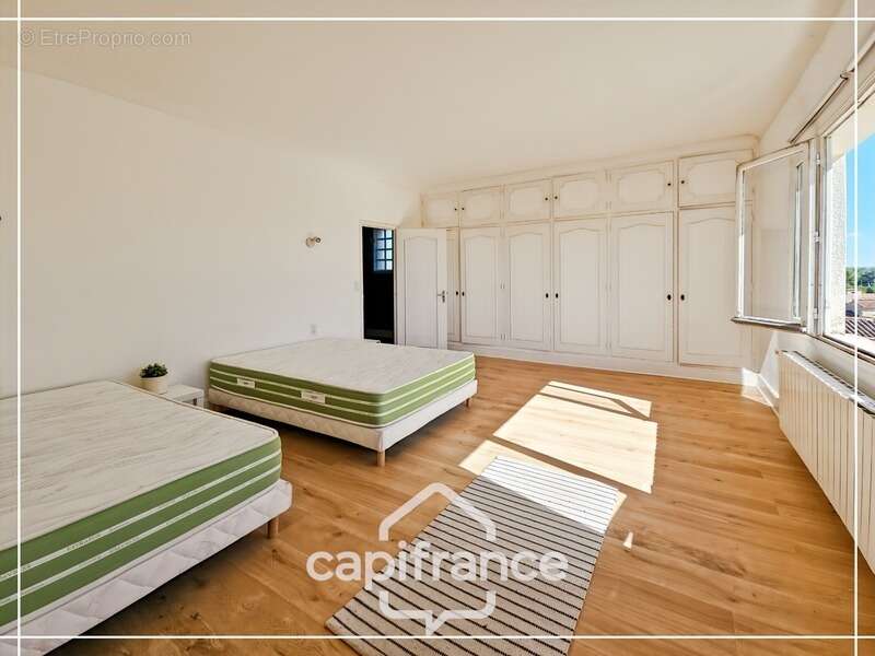 Maison à CASTELCULIER