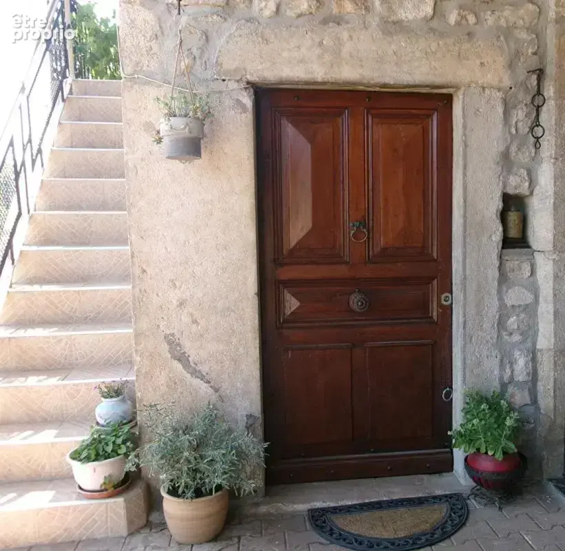 Maison Haut Valromey 5 pièce(s) 140 m2 sur terrain d'environ 1515 m² - photo 2