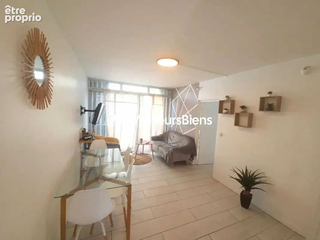 Appartement à LES ABYMES