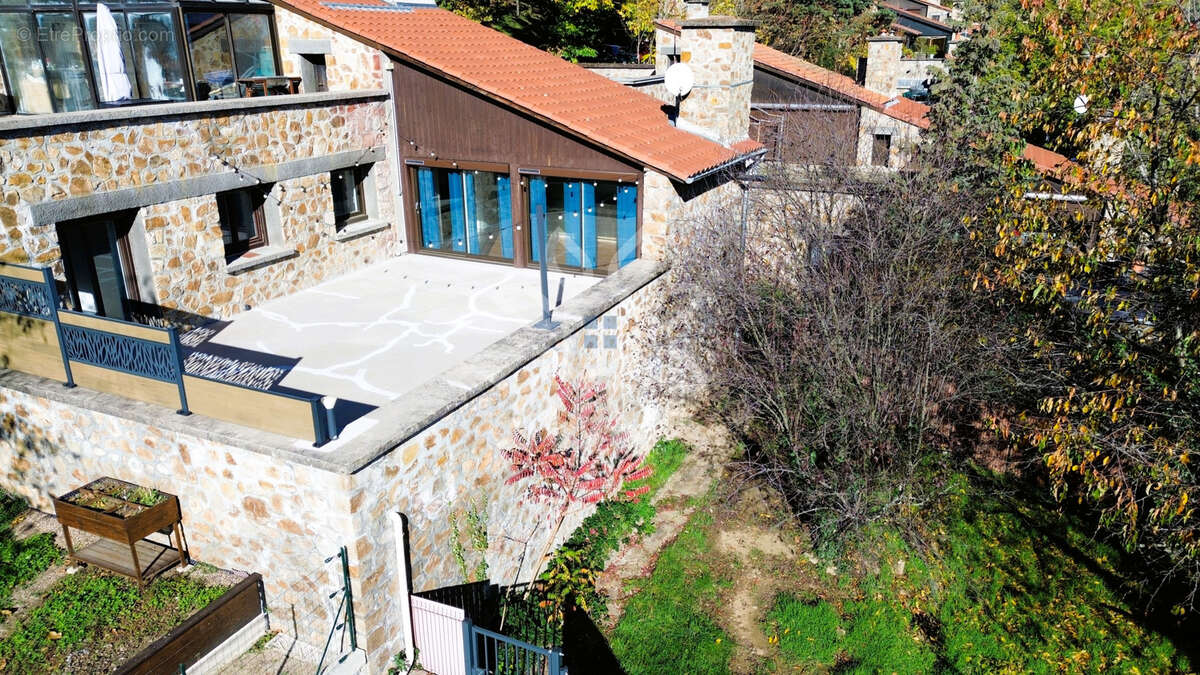 Maison à VIEILLE-BRIOUDE