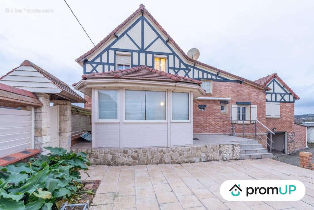 Maison à MONCHAUX-SORENG