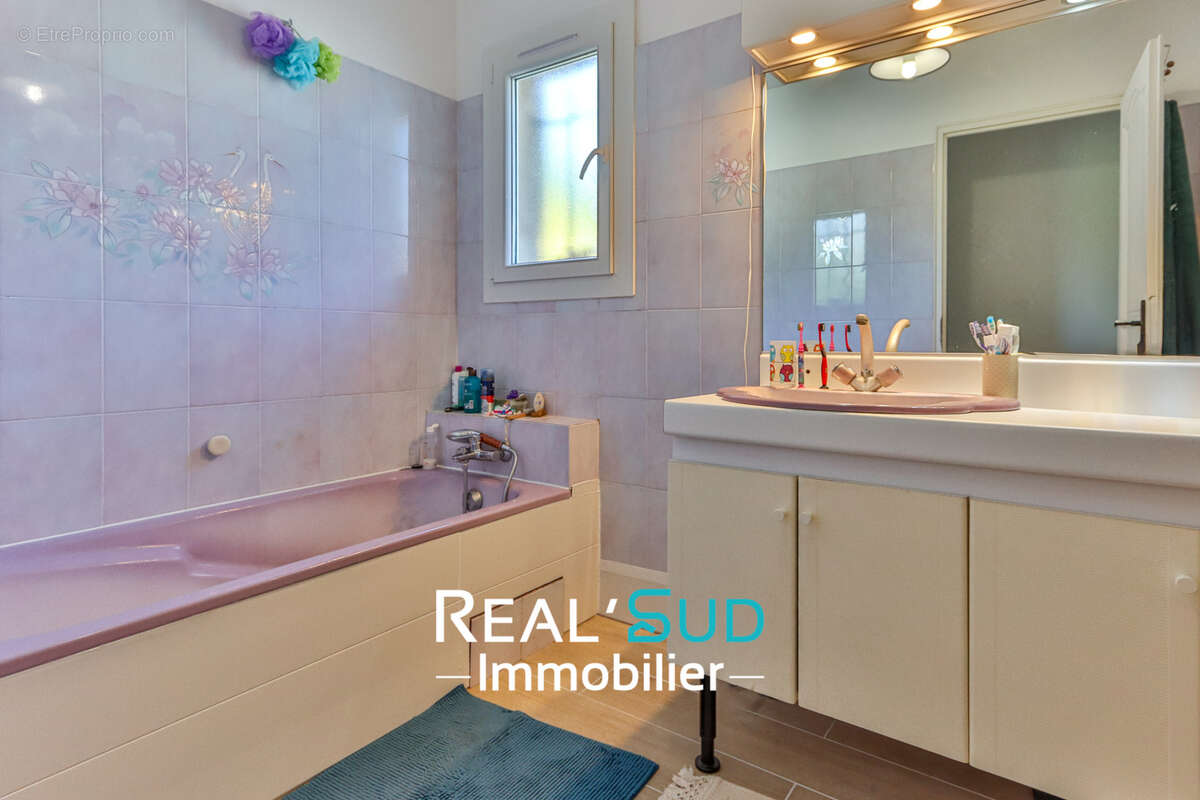 Maison à MARSEILLE-9E