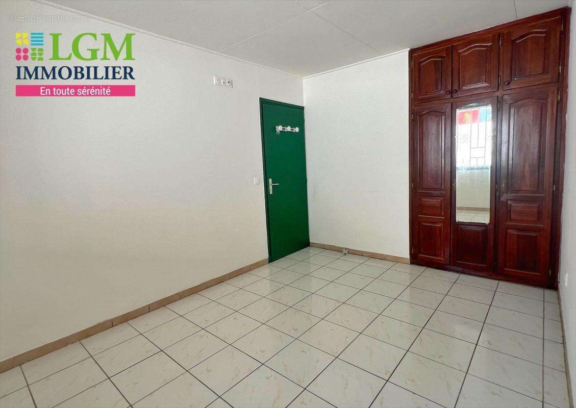  Maison familiale individuelle 4 pièces de 76 m² + 2 grandes terrasses + 1 dépendance de 18 m² - photo 10