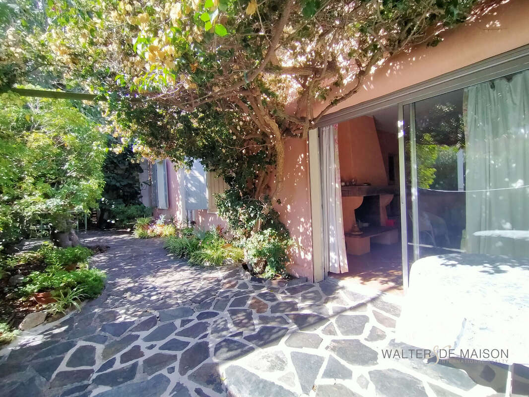 Maison à CAVALAIRE-SUR-MER