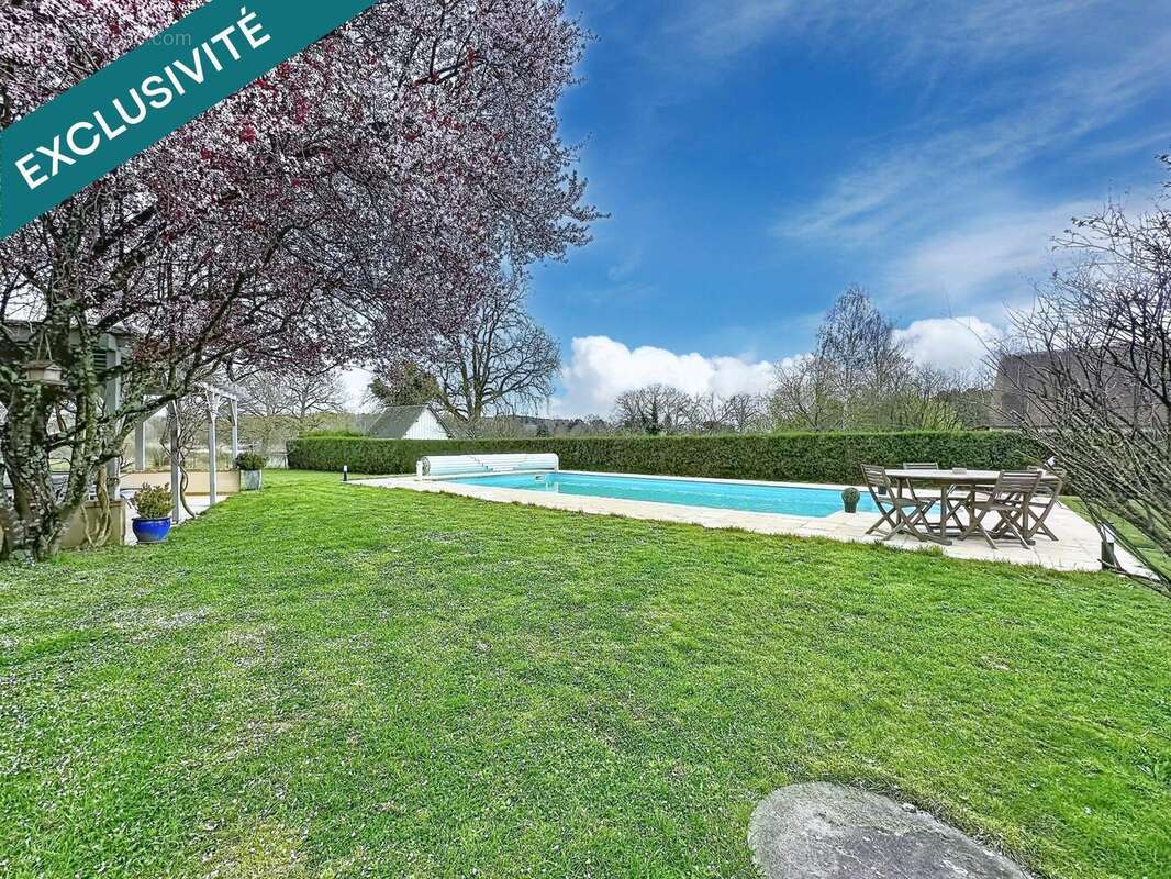 Photo 2 - Maison à YVRE-L'EVEQUE