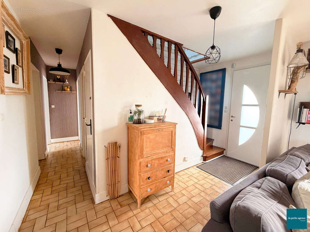 Maison à CESNY-BOIS-HALBOUT