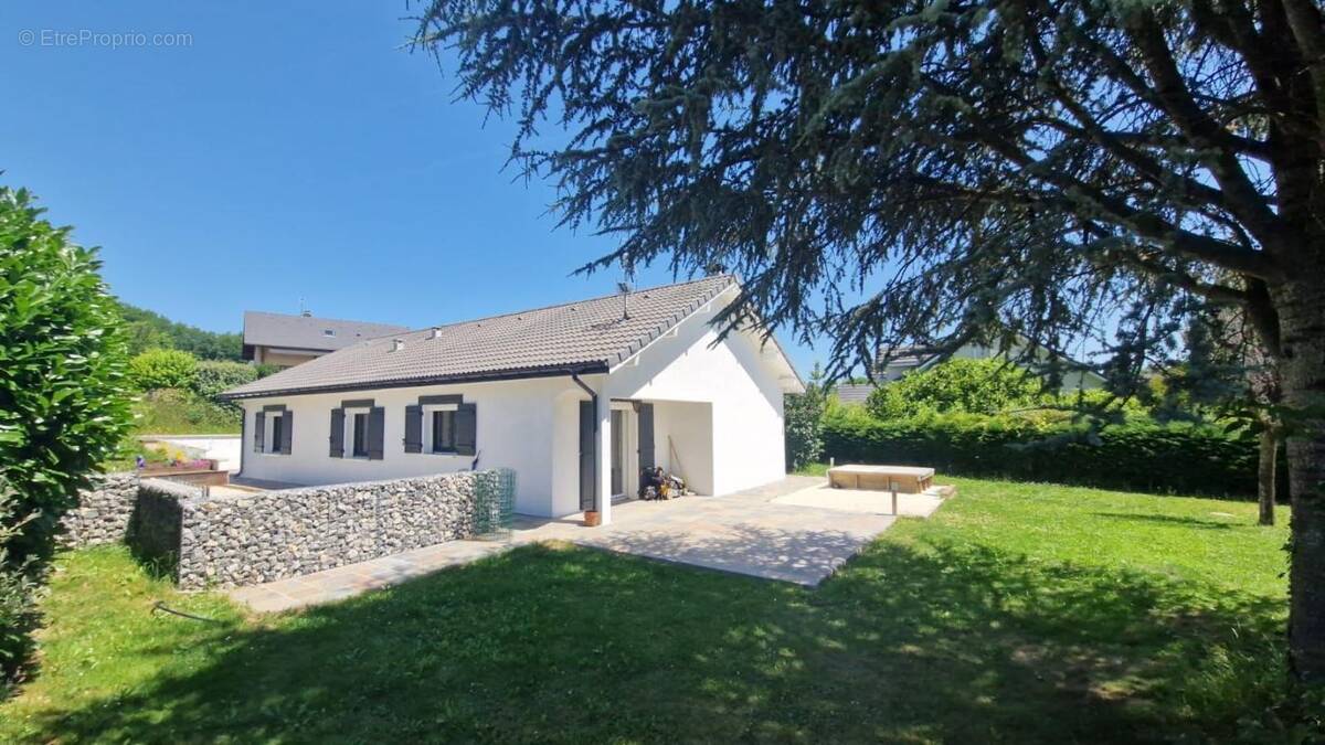 Maison à RUMILLY