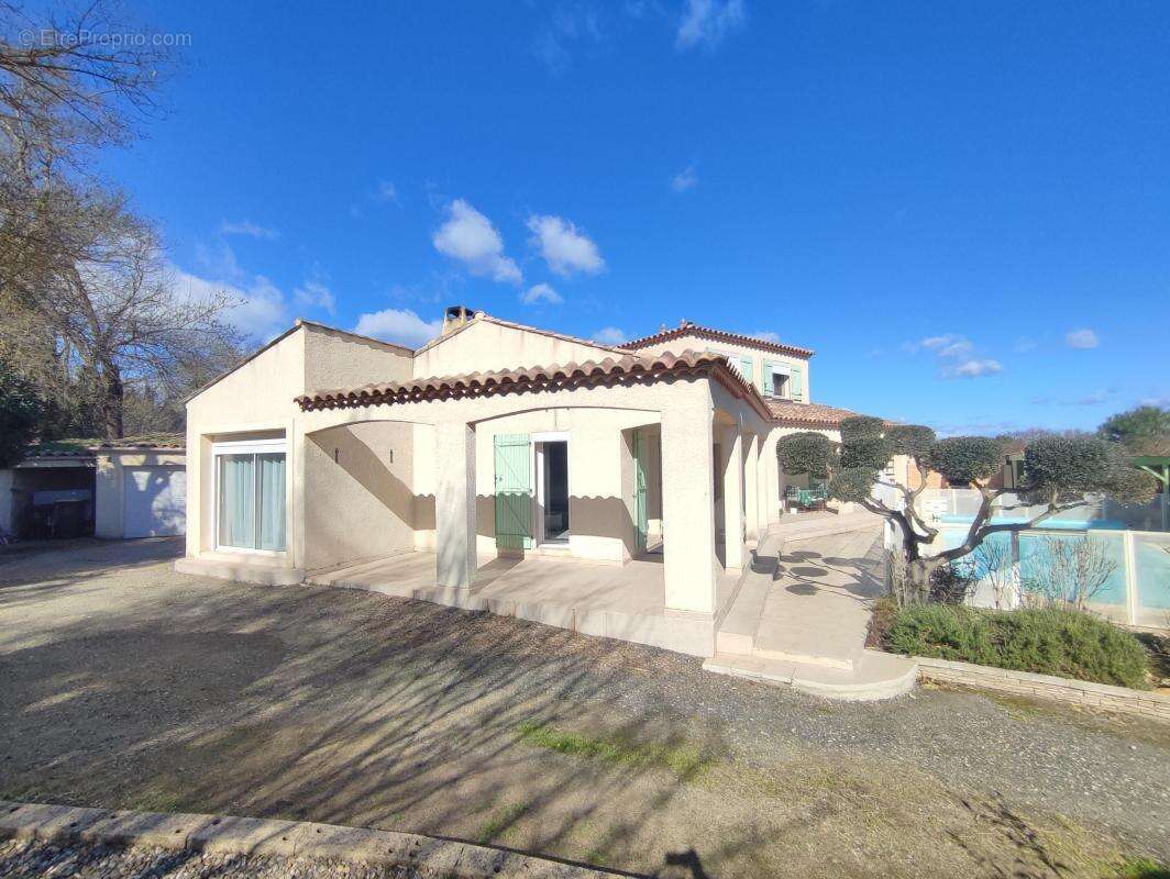Maison à MONTAGNAC