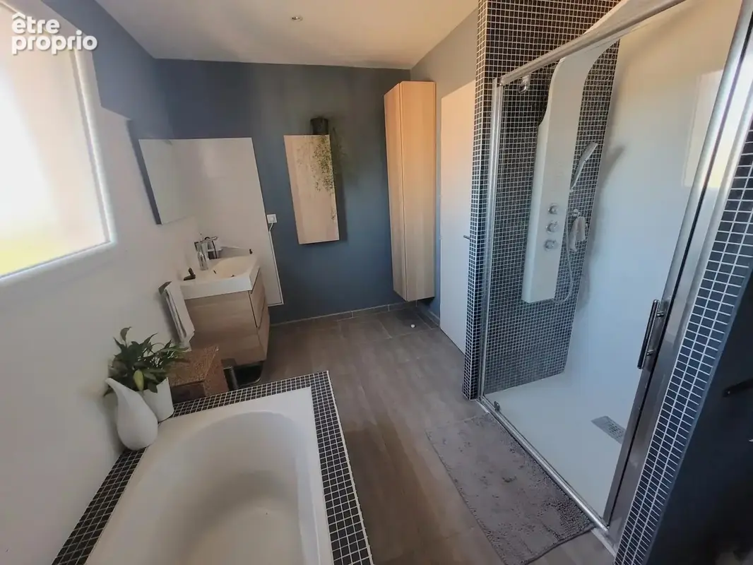 Maison récente en excellent état - 4 pièces - 114 m² - photo 12