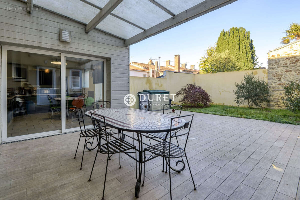 Maison 149 m² à Remouille  - photo 3