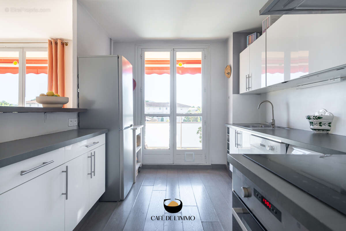 Appartement à MARSEILLE-12E