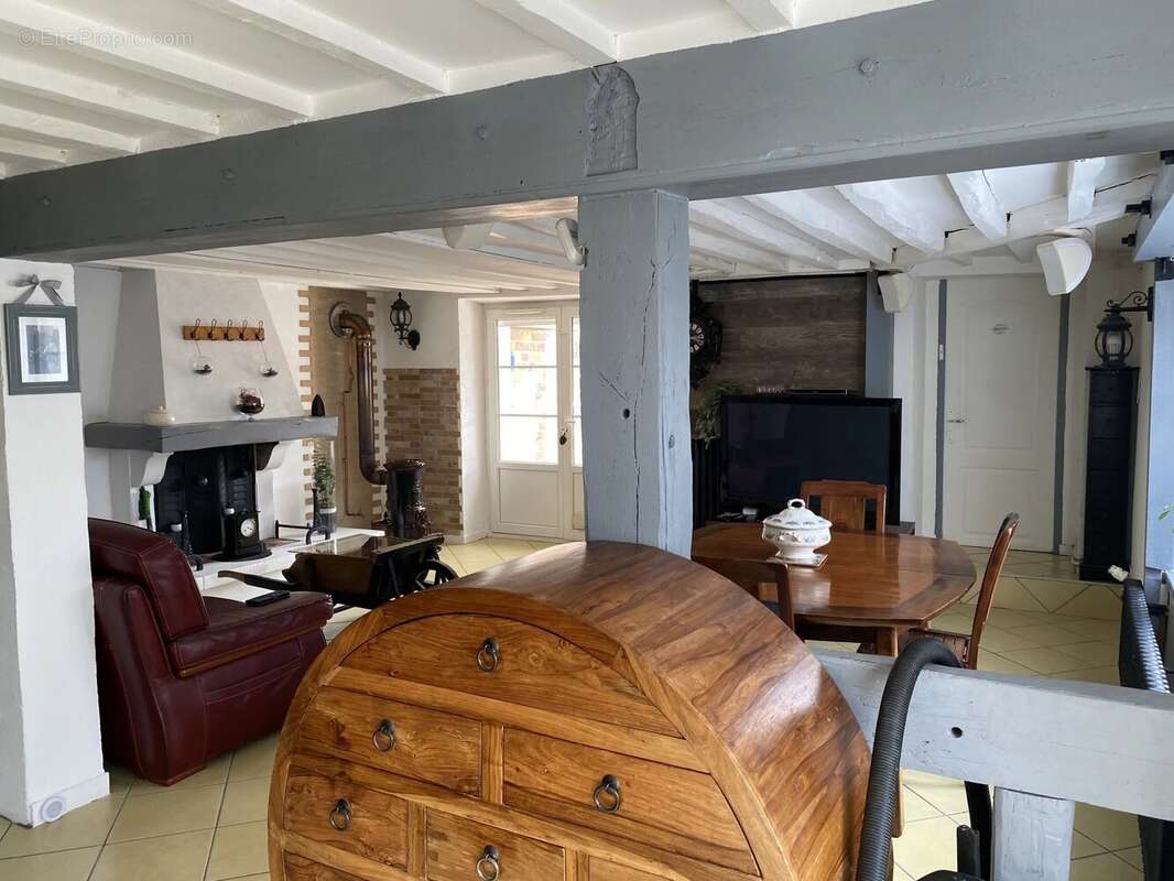Appartement à IVERNY