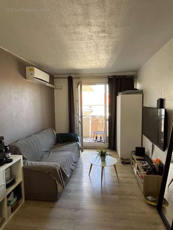 Appartement à MARSEILLE-5E
