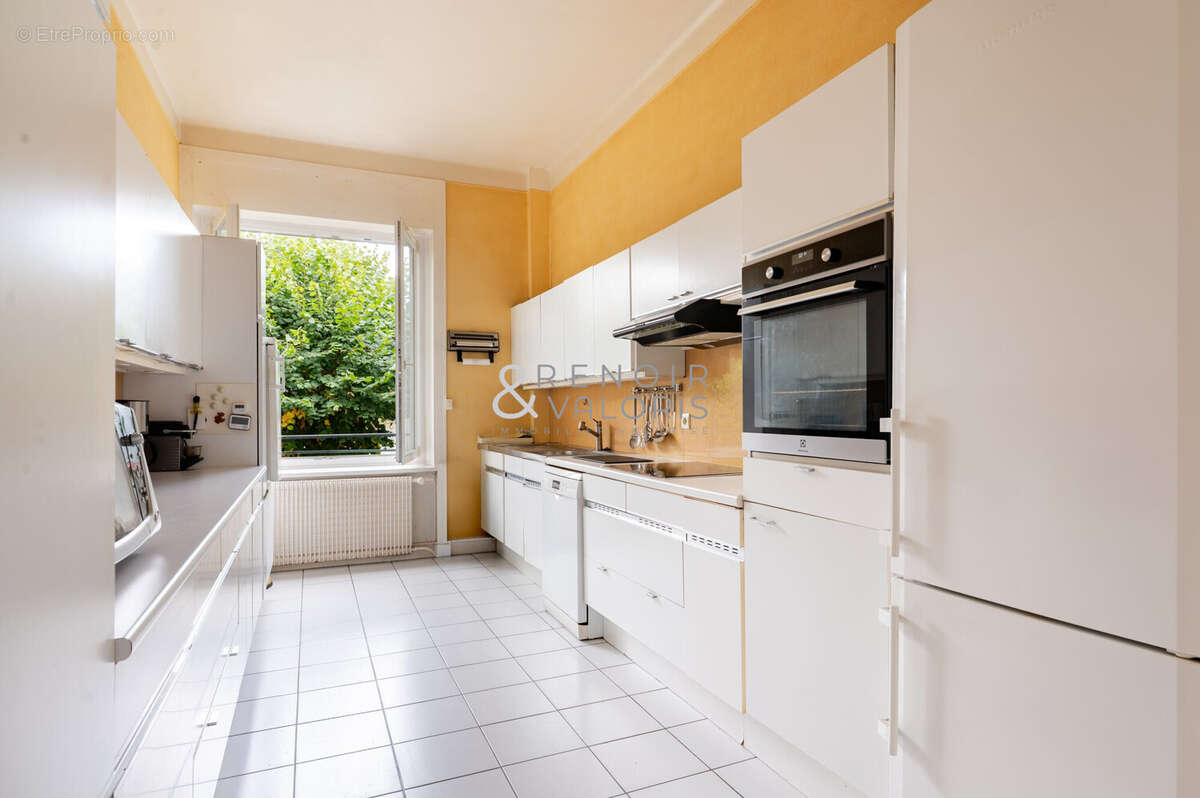 Maison 325 m² à Nancy  - photo 8