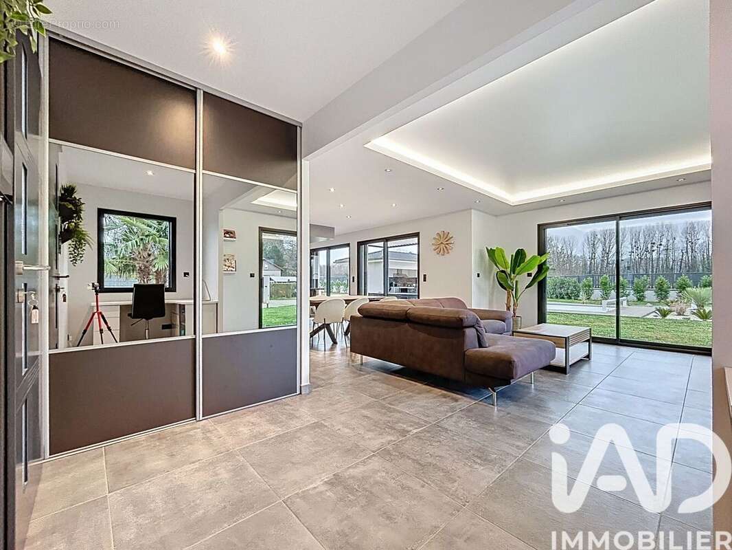 Photo 6 - Maison à TALISSIEU