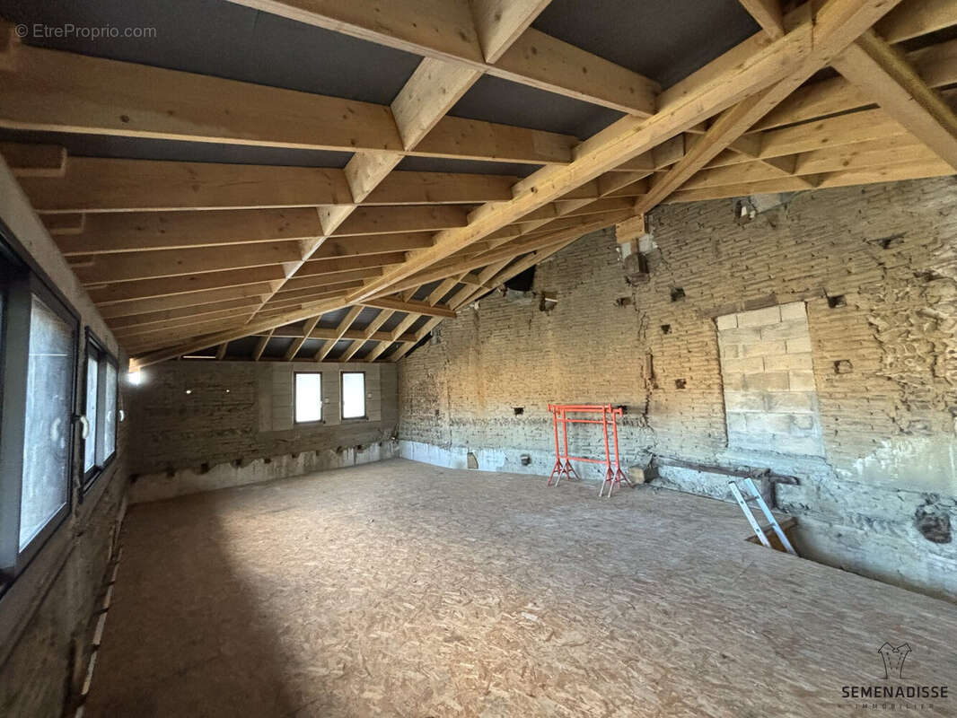 Maison à SAINT-ELIX-LE-CHATEAU