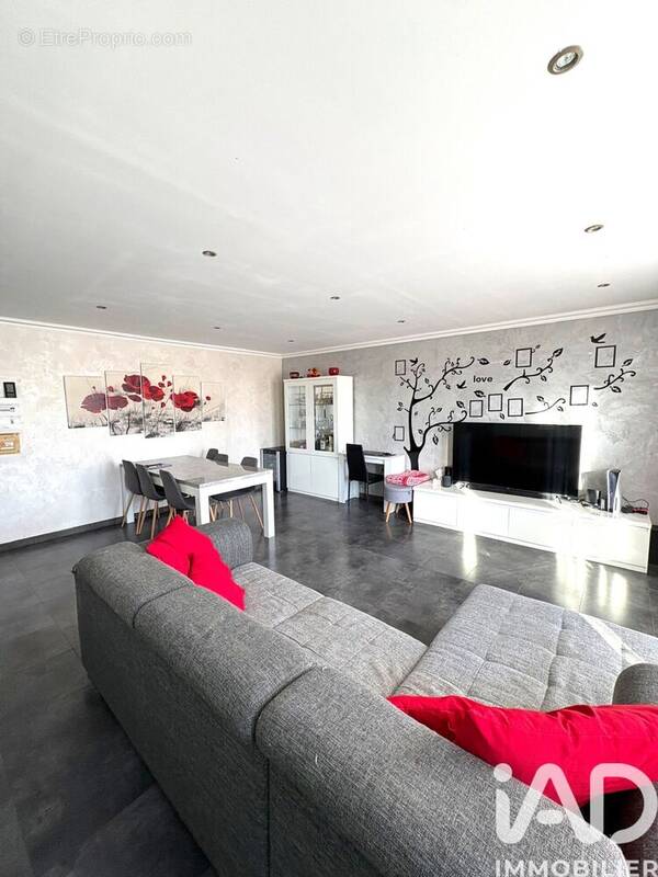 Photo 1 - Appartement à CARROS