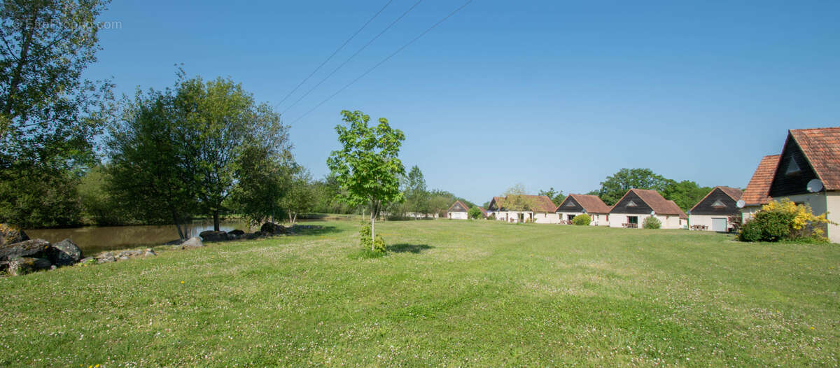 Maison à LACAPELLE-MARIVAL