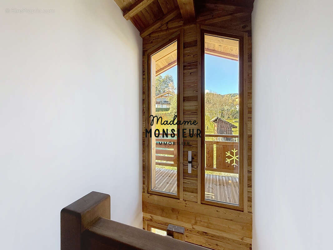 Maison à COMBLOUX