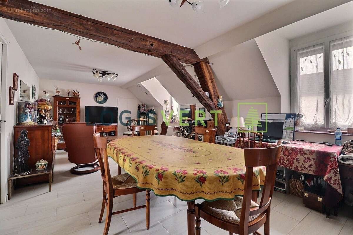 Appartement à BIEVRES