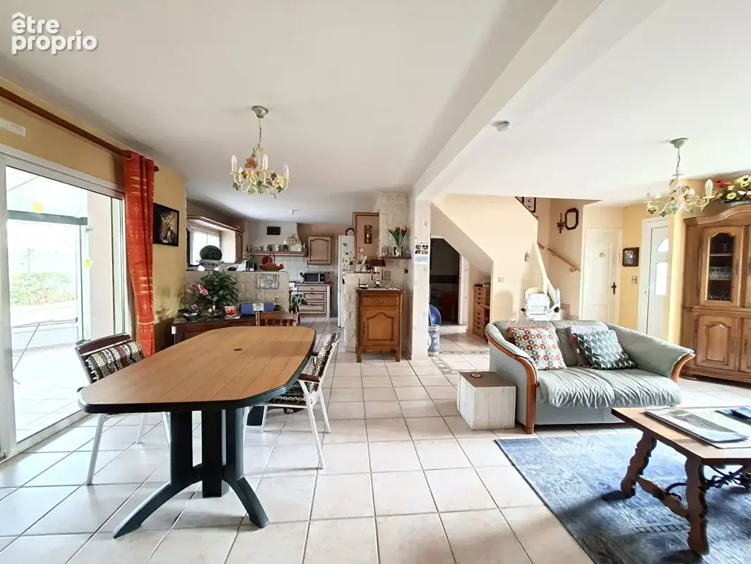 Maison 5 chambres - Bourg de Saint André Des Eaux - photo 2