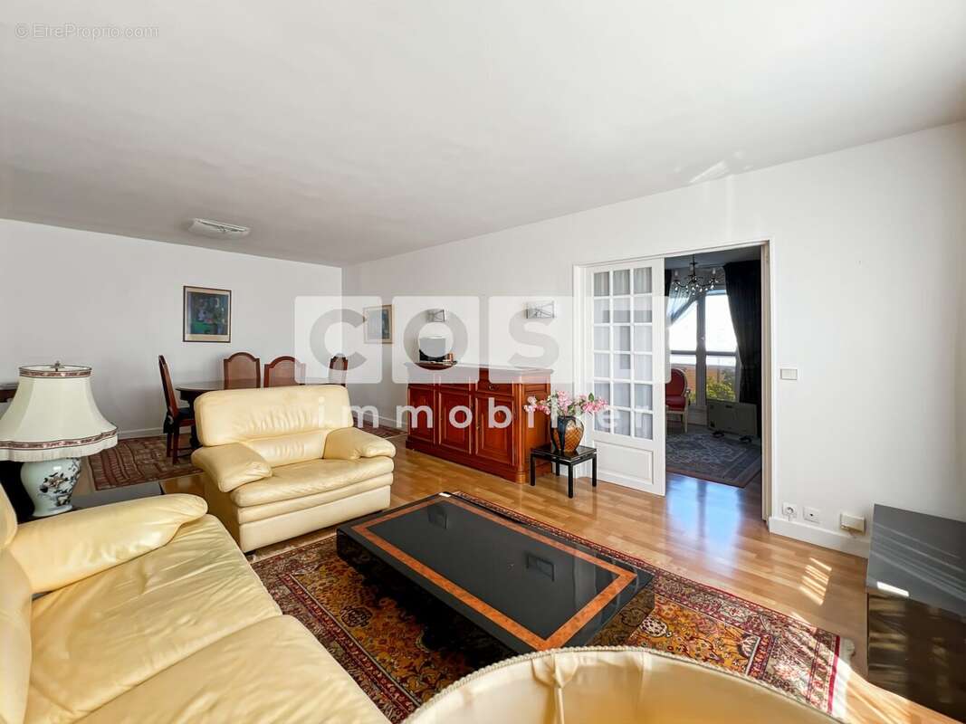 Appartement à ASNIERES-SUR-SEINE