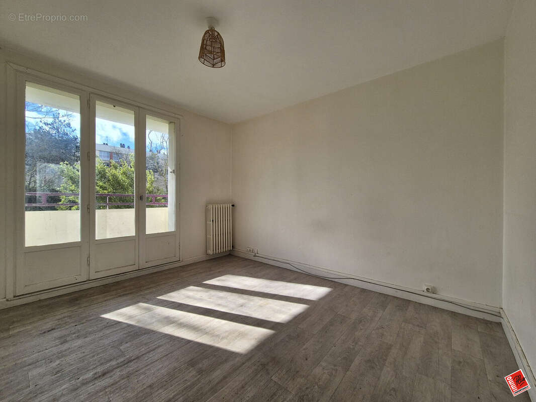 Salon - Appartement à SAINT-BRIEUC
