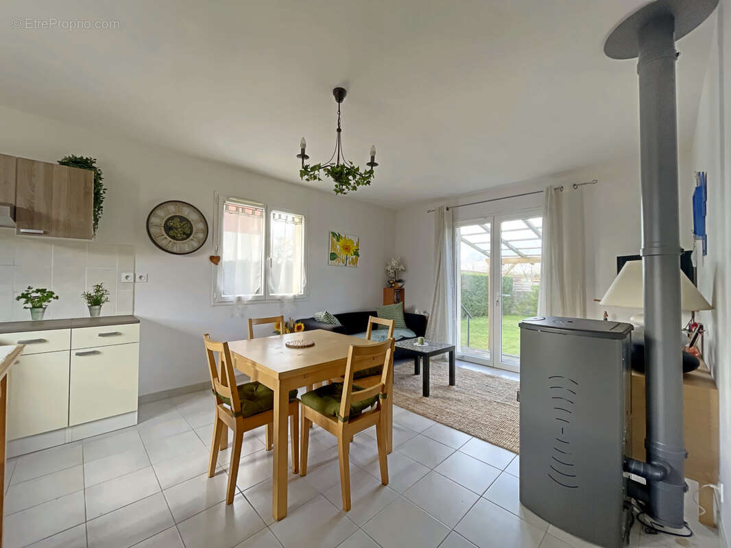 Maison à SAINT-LOUIS-DE-MONTFERRAND