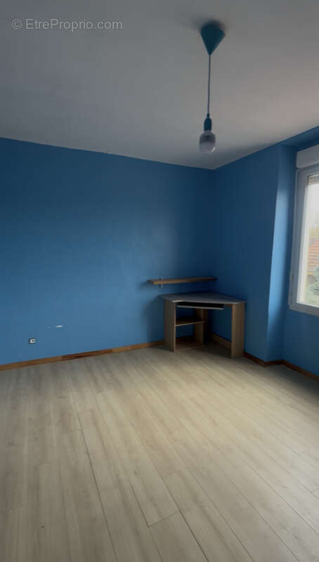 Maison à CHATENAY-SUR-SEINE