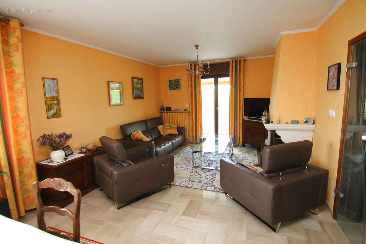 Maison à MECLEUVES