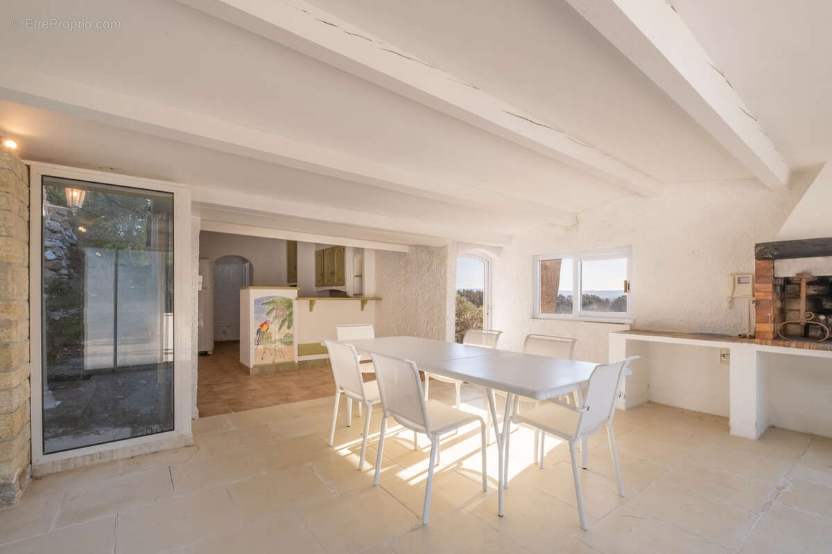 Maison à BEAUMES-DE-VENISE