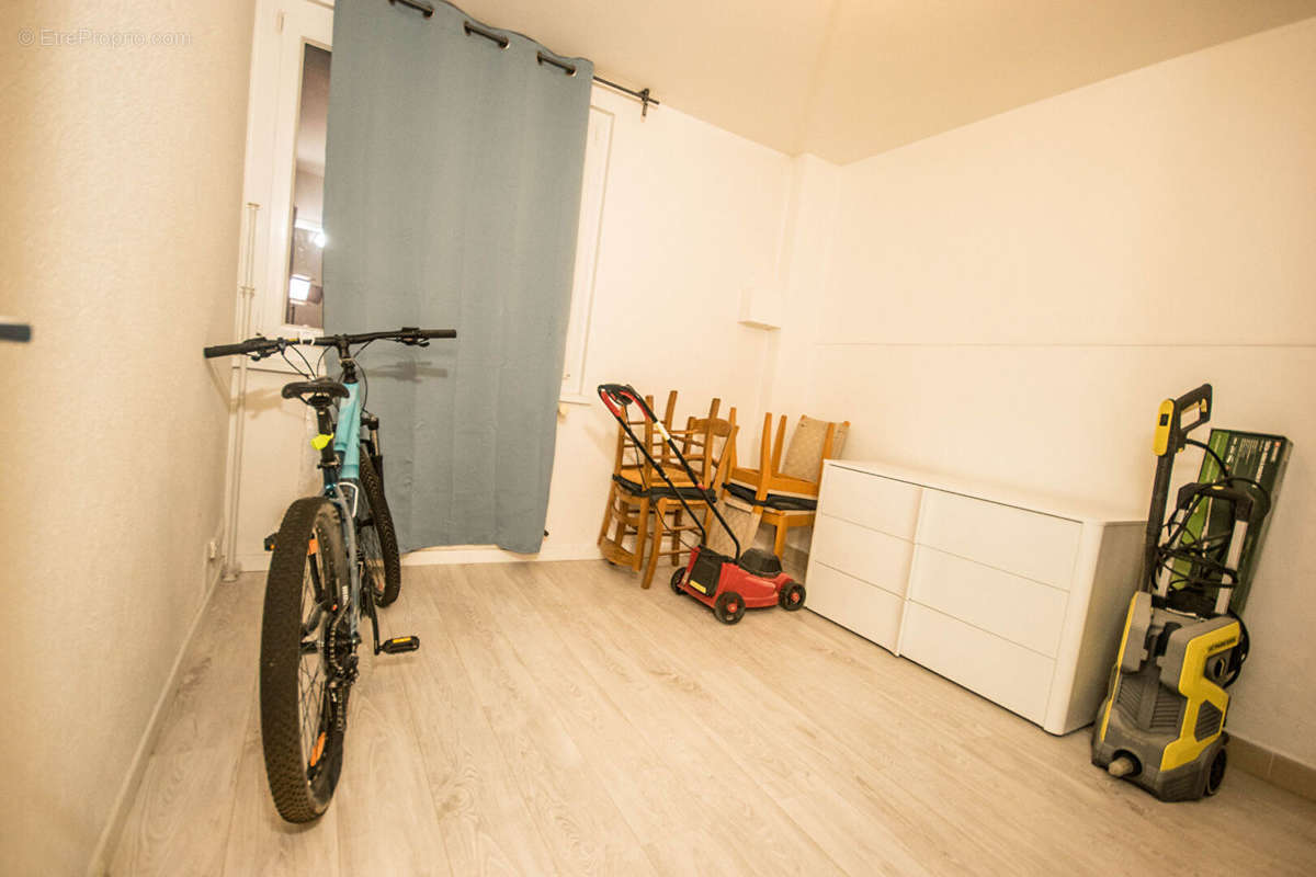 Appartement à CRANVES-SALES