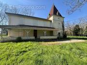 Maison à PINEL-HAUTERIVE