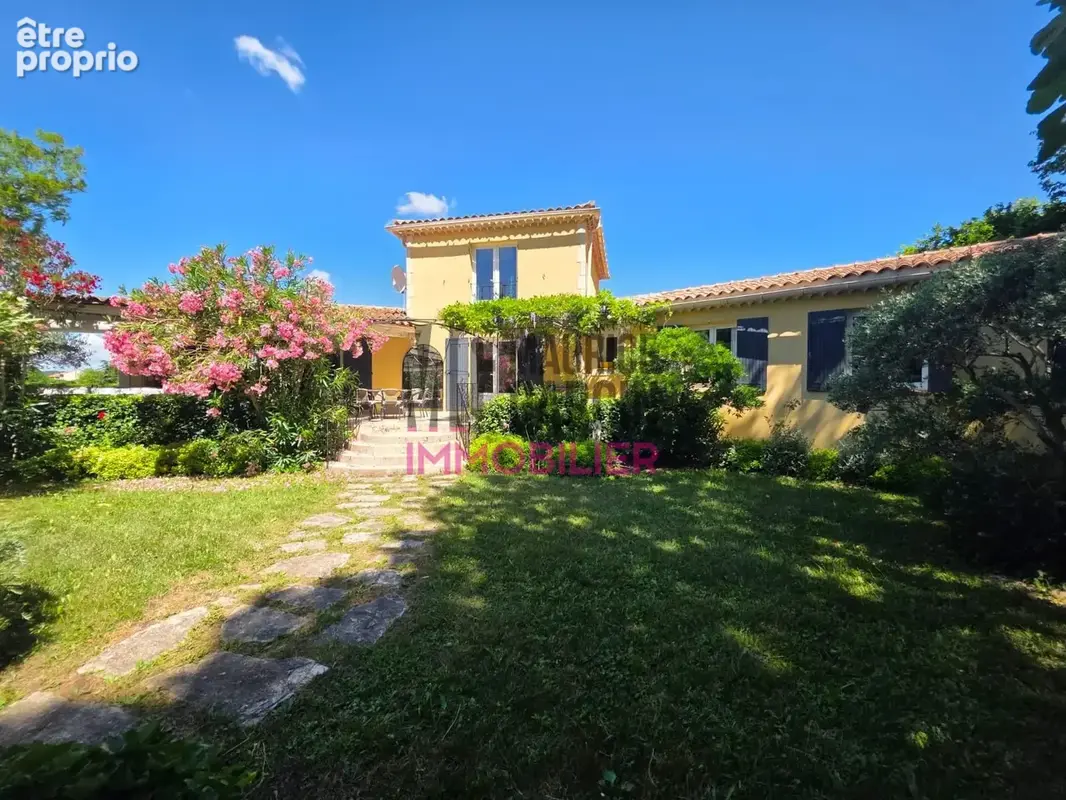 Maison 6 pièces 190 m² à vendre à Althen-Des-Paluds (84210) - photo 2