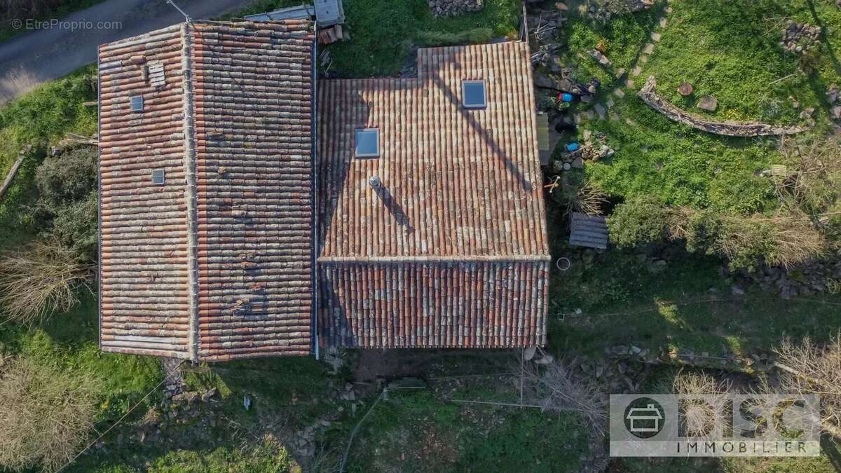 Maison à SAINT-MARTIN-LAGUEPIE