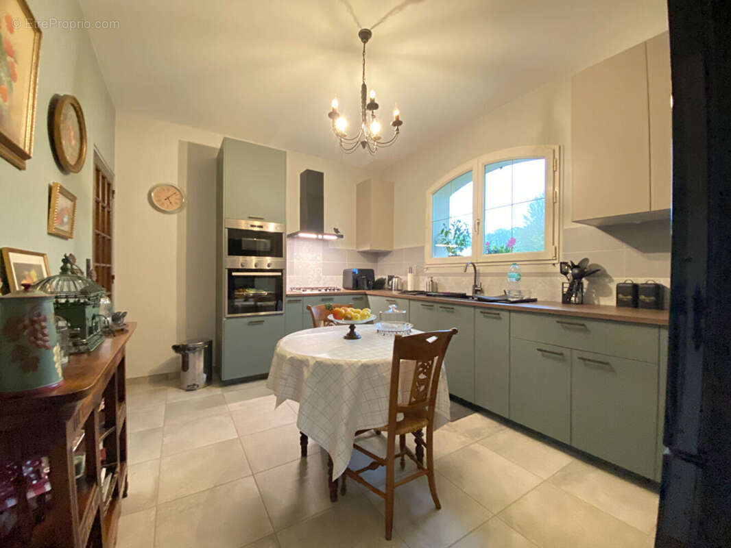 Maison à LONS-LE-SAUNIER