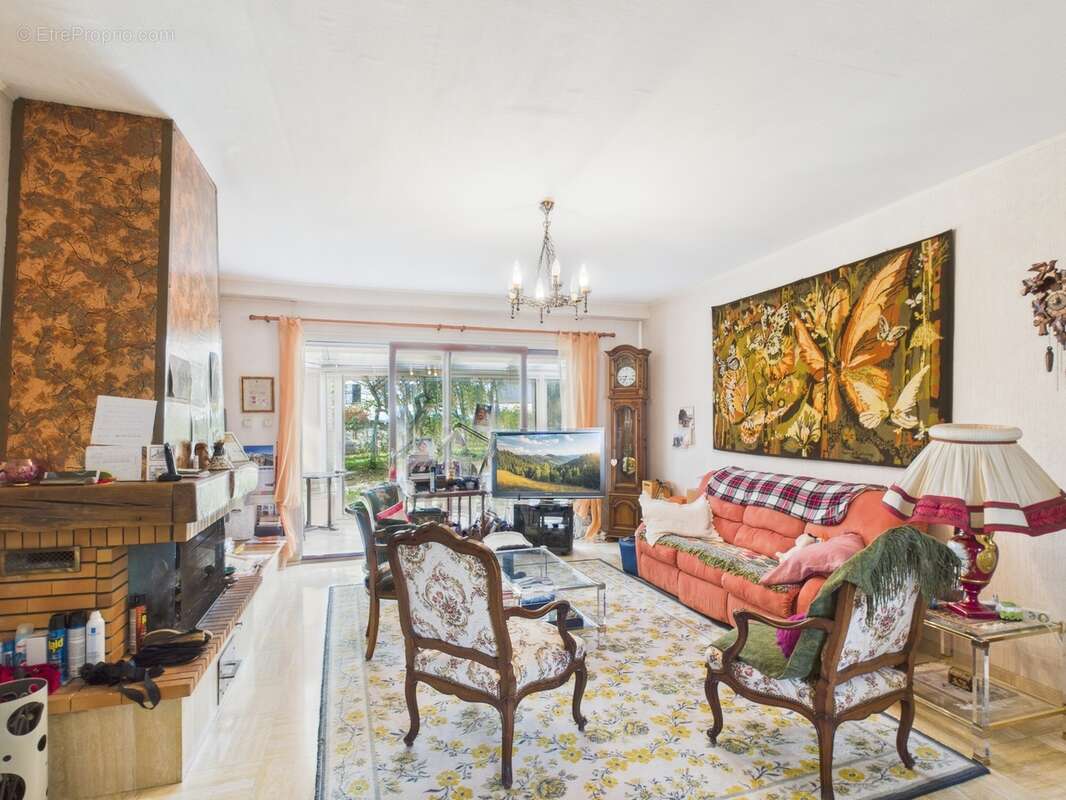 Maison à NOVY-CHEVRIERES