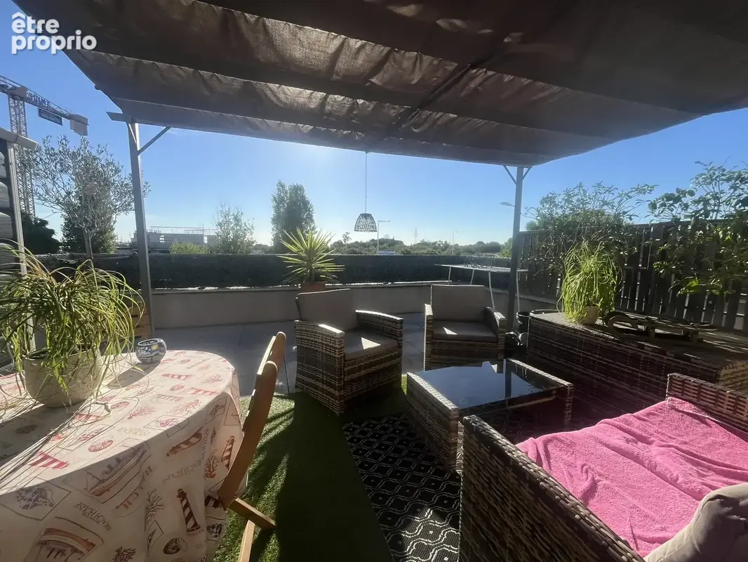 Appartement de type f3 + terrasse et parking - photo 3